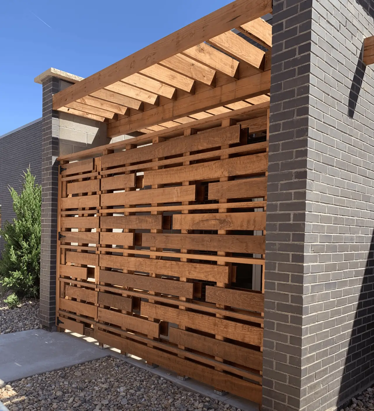 Omni Landscape and Sprinklers - Projects - Privacy Pergola Wall Omni Landscape and Sprinklers - Projects - Privacy Pergola Wall